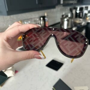 Fendi brown pink logo sunglasses - M0039